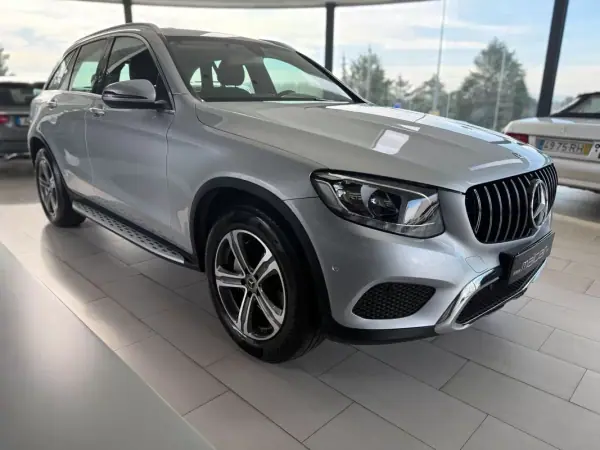 Mercedes-Benz GLC 250 2017 - 31990 EUR, 126652 km - AUTO.MOTO.pt - 126652km - foto 3 de 24