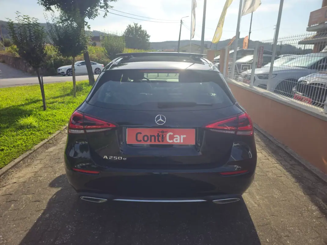 Mercedes-Benz A 250 2022 - 24500 EUR, 98000 km - 98000km - foto 5 de 16