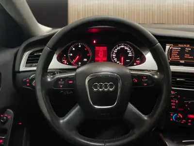 Audi A4 2009 - 9450 EUR, 271798 km - 271798km - foto 8 de 20