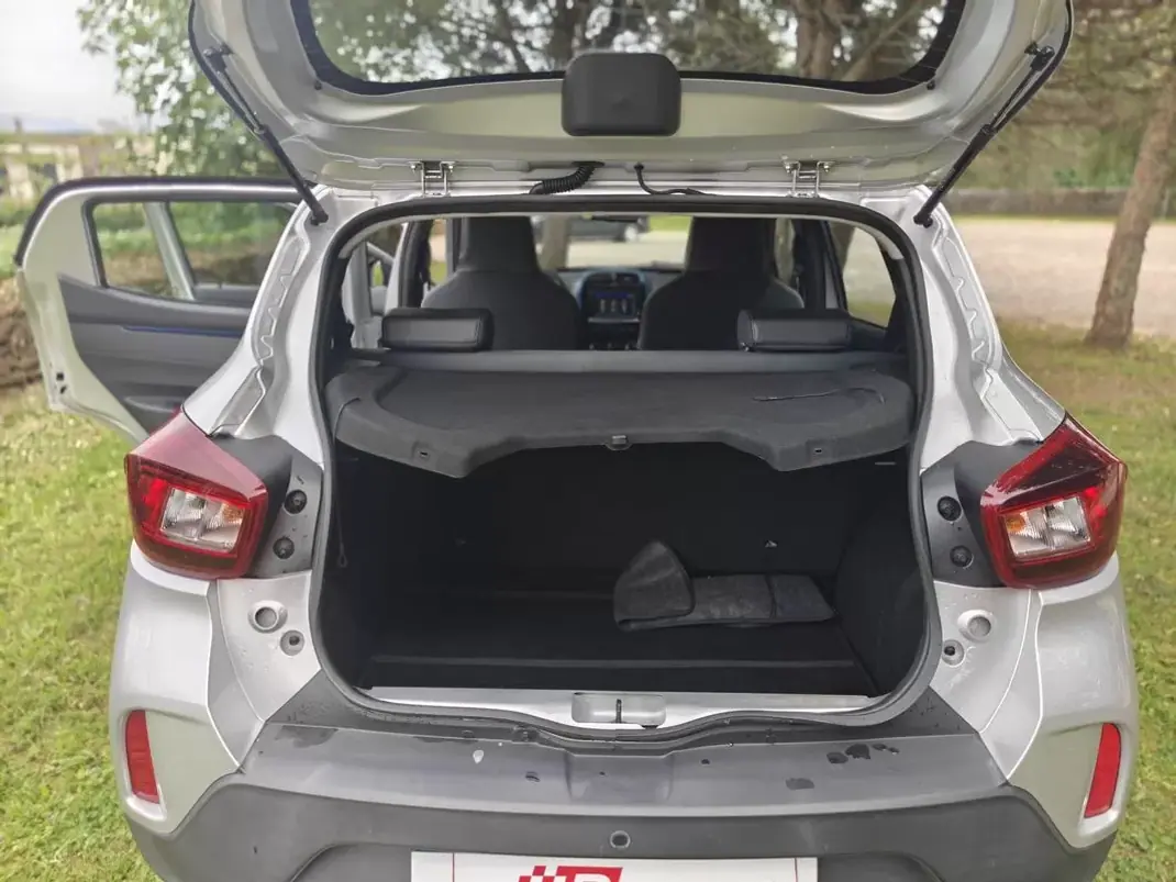Dacia Spring 2021 - 10900 EUR, 34500 km - AUTO.MOTO.pt - 34500km - foto 15 de 34
