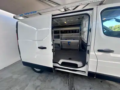 Opel Vivaro 1.5 CDTi 2020 - 18990 EUR, 130929 km - AUTO.MOTO.pt - 130929km - foto 11 de 27