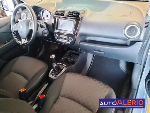Mitsubishi Space Star 2023 - 14750 EUR, 17503 km - AUTO.MOTO.pt - 17503km - foto 25 de 38