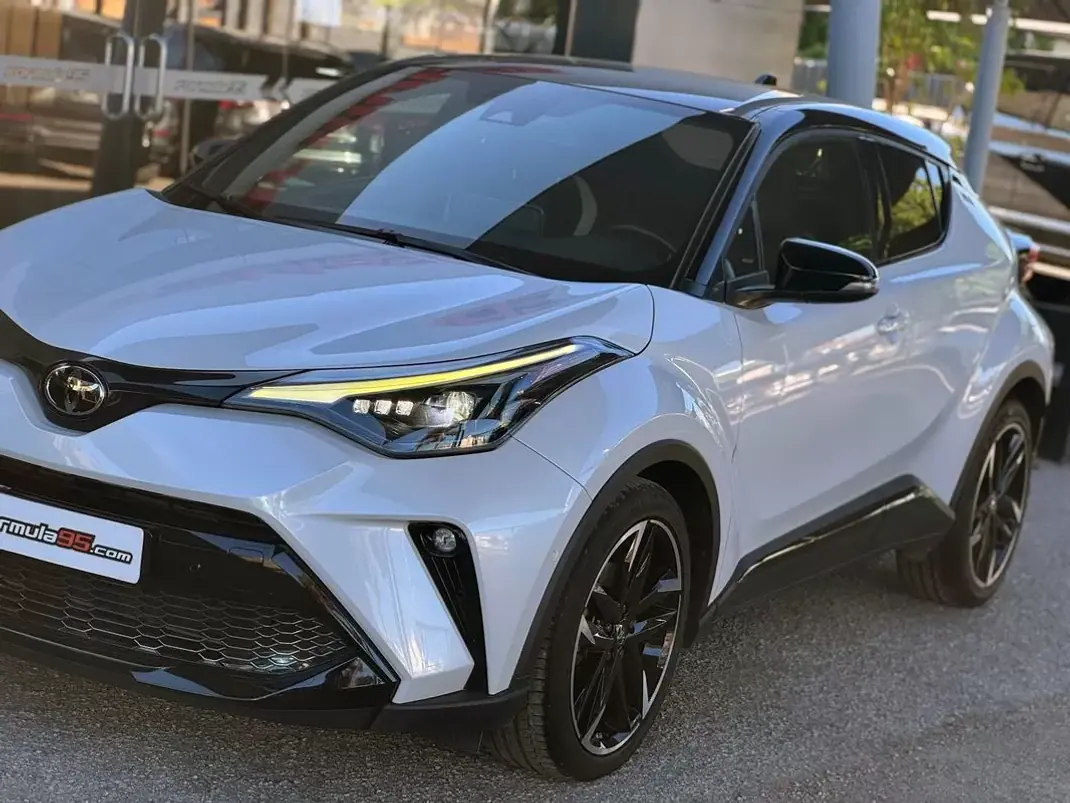 Toyota C-HR 2022 - 30900 EUR, 79989 km - 79989km - foto 12 de 60