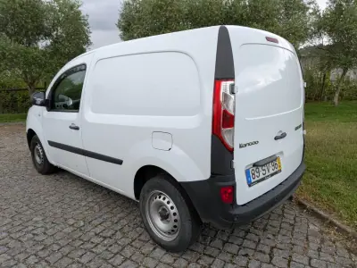 Renault KANGOO 1.5 BLUE DCI 3LUG EDITION ONE 2017 - 10900 EUR, 126000 km - AUTO.MOTO.pt - 126000km - foto 10 de 13