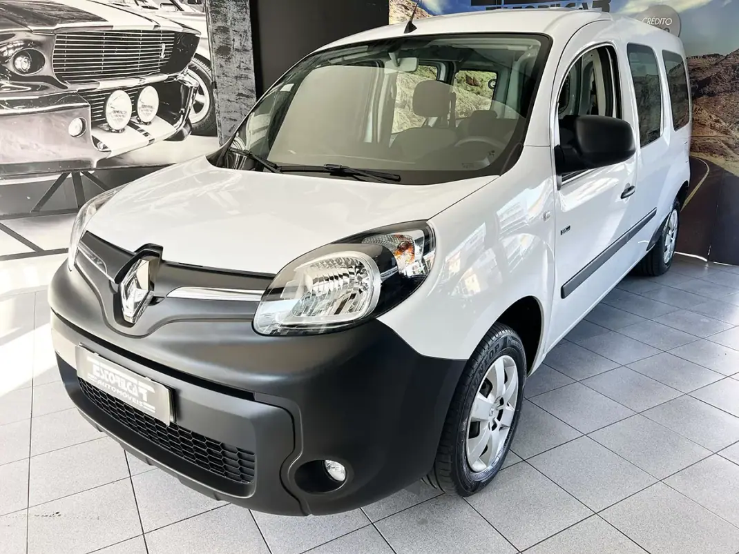 Renault Kangoo 2021 - 16800 EUR, 67687 km - AUTO.MOTO.pt - 67687km - foto 1 de 22
