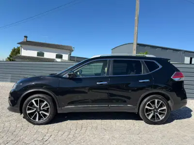 Nissan X-Trail 2015 - 19900 EUR, 171000 km - foto 2 de 39