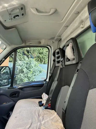 Iveco Daily 2013 - 11990 EUR, 450000 km - 450000km - foto 10 de 11