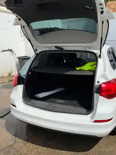 Opel Astra Sports Tourer 2013 - 5900 EUR, 194000 km - 194000km - foto 5 de 6