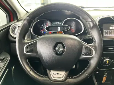 Renault Clio Sport Tourer 2016 - 9600 EUR, 169693 km - AUTO.MOTO.pt - 169693km - foto 7 de 23