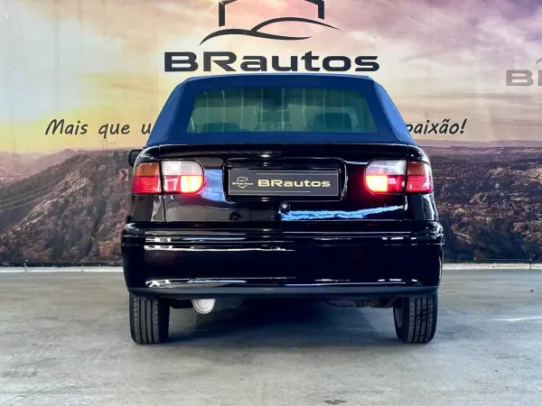Fiat Punto Cabrio 2000 - 3750 EUR, 188448 km - AUTO.MOTO.pt - 188448km - foto 12 de 25