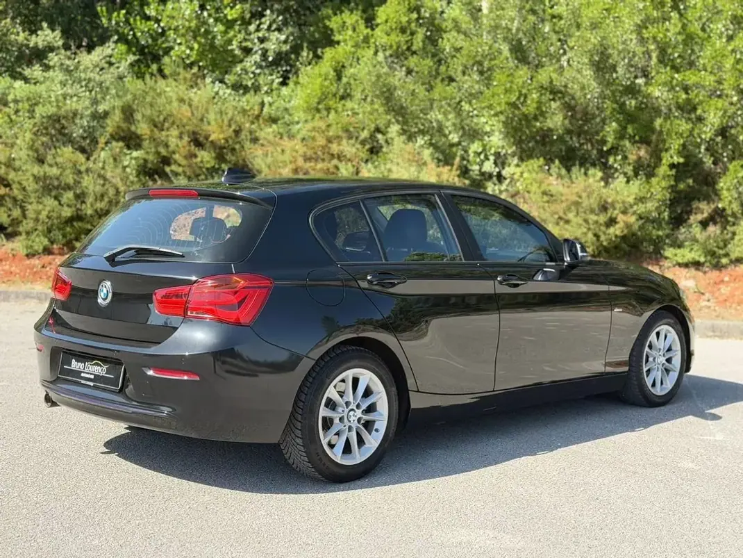 BMW 116 2016 - 12900 EUR, 178589 km - 178589km - foto 8 de 25