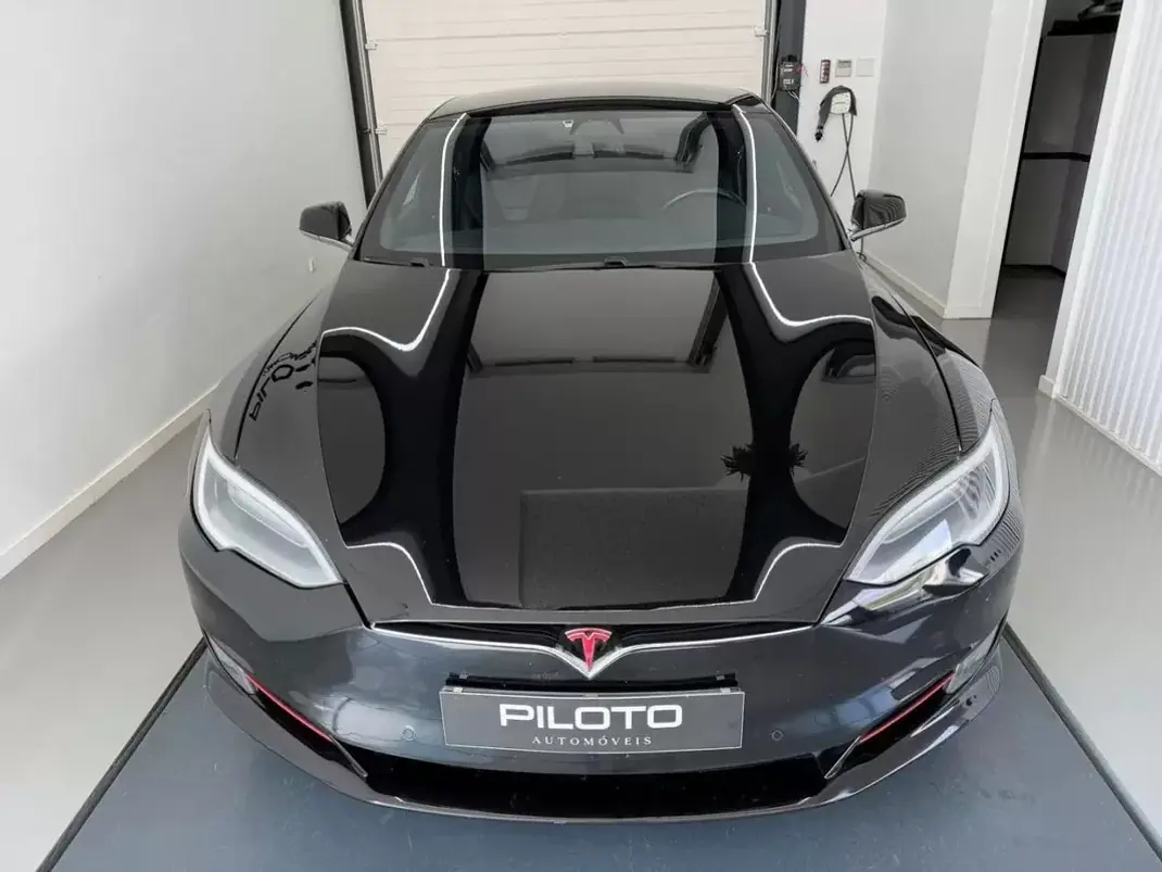 Tesla Model S 2017 - 19990 EUR, 237000 km - AUTO.MOTO.pt - 237000km - foto 3 de 37