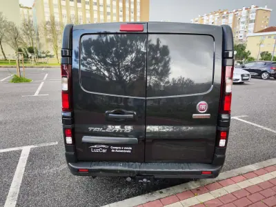 Fiat Talento 1.6 Mult-jet 2018 - 13980 EUR, 189000 km - AUTO.MOTO.pt - 189000km - foto 9 de 33