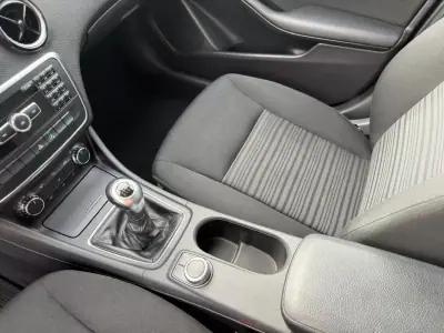Mercedes-Benz A 160 2015 - 12900 EUR, 160650 km - AUTO.MOTO.pt - 160650km - foto 6 de 25