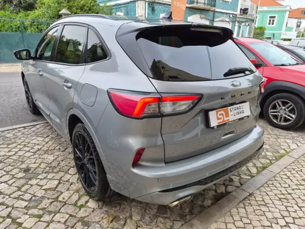 Ford Kuga 2023 - 21000 EUR, 56502 km - AUTO.MOTO.pt - 56502km - foto 6 de 34