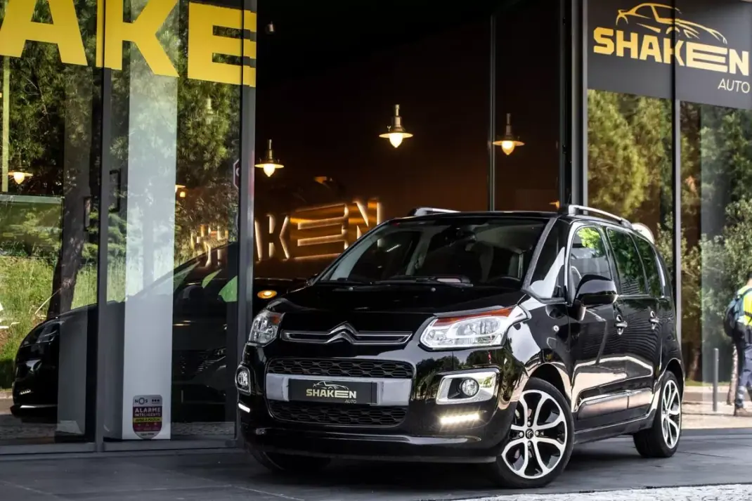 Citroën C3 Picasso 2017 - 7450 EUR, 79899 km - AUTO.MOTO.pt - 79899km - foto 1 de 27