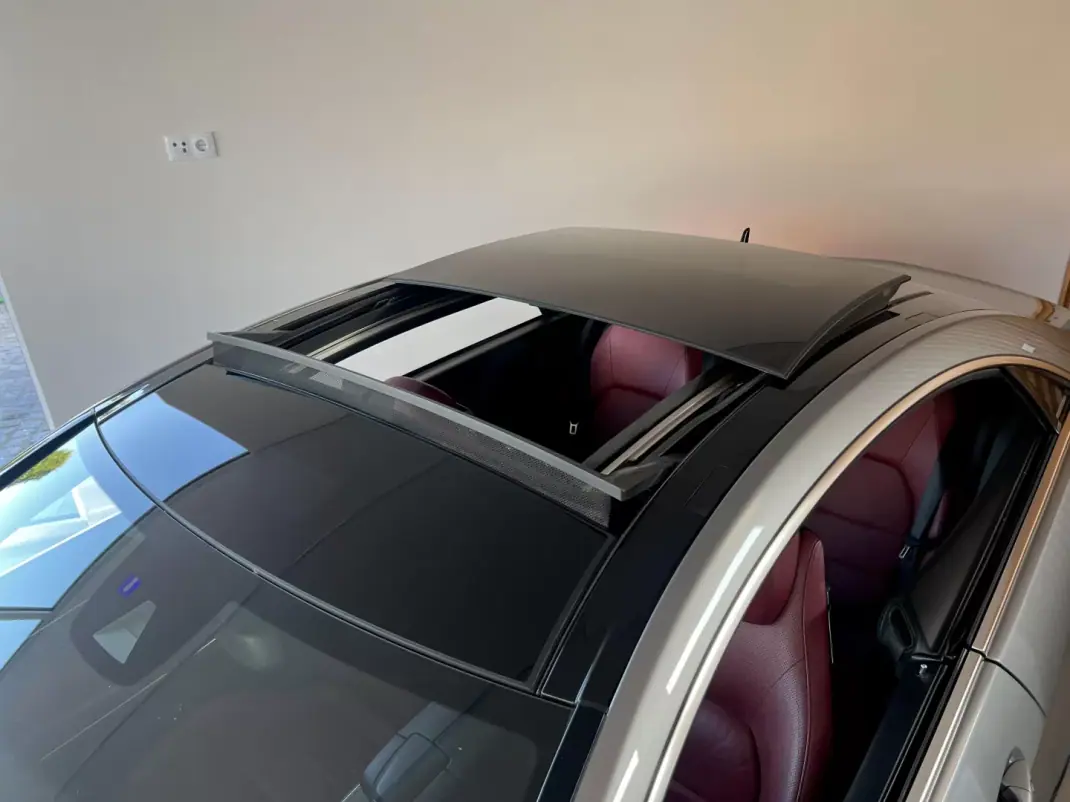 Mercedes-Benz E 220 2015 - 24999 EUR, 161900 km - AUTO.MOTO.pt - 161900km - foto 26 de 135