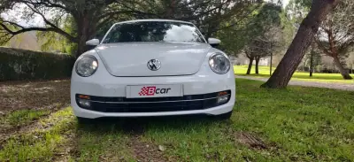 Volkswagen New Beetle 2015 - 14950 EUR, 156200 km - AUTO.MOTO.pt - 156200km - foto 4 de 39