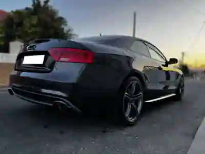 Audi A5 2013 - 21500 EUR, 246000 km - AUTO.MOTO.pt - 246000km - foto 3 de 15