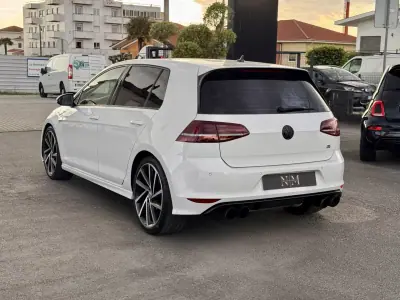 Volkswagen Golf 2014 - 23500 EUR, 175000 km - AUTO.MOTO.pt - 175000km - foto 4 de 27