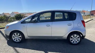 Mitsubishi Colt 2010 - 4900 EUR, 135000 km - 135000km - foto 4 de 13