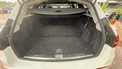Mercedes-Benz E 300 2019 - 26990 EUR, 147000 km - AUTO.MOTO.pt - 147000km - foto 40 de 41