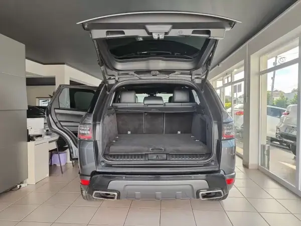 Land Rover Range Rover Sport 2018 - 42990 EUR, 159000 km - AUTO.MOTO.pt - 159000km - foto 15 de 35