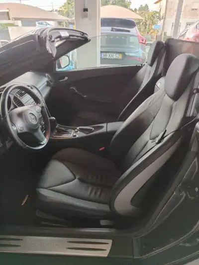 Mercedes-Benz SLK 200 2010 - 21500 EUR, 79000 km - AUTO.MOTO.pt - 79000km - foto 13 de 32