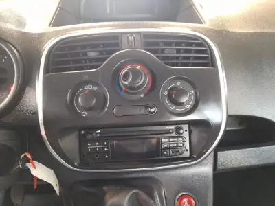 Renault Kangoo Express 1.5 BLUEHDI 2021 - 11490 EUR, 89330 km - AUTO.MOTO.pt - 89330km - foto 15 de 17