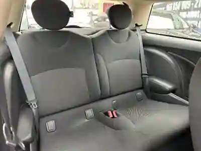 MINI One 2011 - 8700 EUR, 220000 km - AUTO.MOTO.pt - 220000km - foto 30 de 31