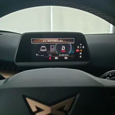 Cupra Tavascan 2025 - 49850 EUR, 1828 km - AUTO.MOTO.pt - 1828km - foto 24 de 42
