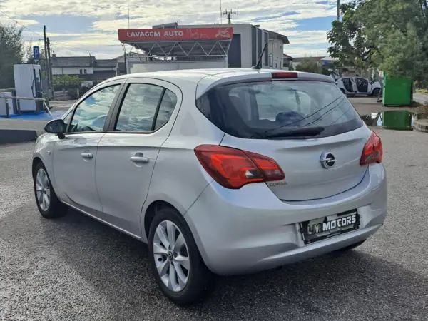 Opel Corsa 2017 - 12900 EUR, 88000 km - AUTO.MOTO.pt - 88000km - foto 9 de 38