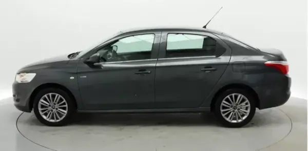 Citroën C-Elysée 2016 - 9490 EUR, 97000 km - AUTO.MOTO.pt - 97000km - foto 9 de 17