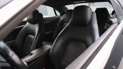 Mercedes-Benz E 250 2009 - 11999 EUR, 478000 km - AUTO.MOTO.pt - 478000km - foto 31 de 35