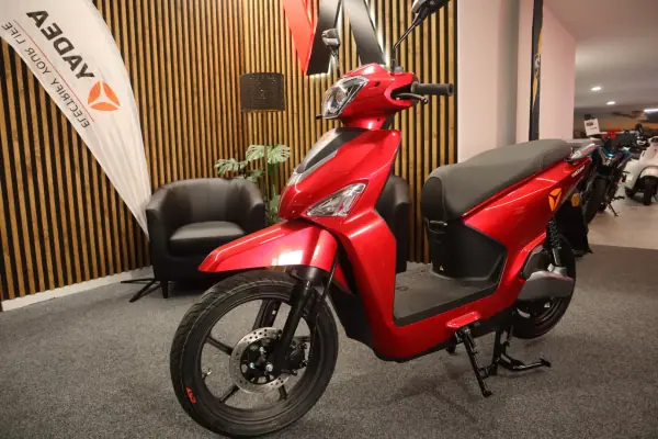 Yadea E8S VOLTGUARD 2026 Electric