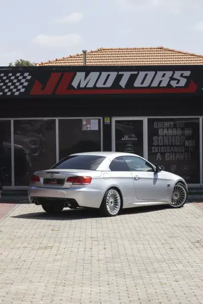 BMW 320 2009 - 15900 EUR, 260000 km - AUTO.MOTO.pt - 260000km - foto 23 de 31