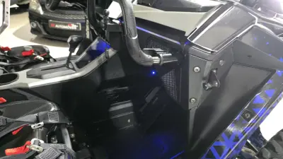 Polaris RZR 2024 - 34900 EUR, 6994 km - AUTO.MOTO.pt - 6994km - foto 27 de 32