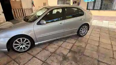 SEAT Leon 2002 - 6000 EUR, 315000 km - AUTO.MOTO.pt - 315000km - foto 12 de 14