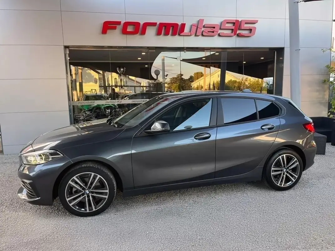 BMW 116 2021 - 18900 EUR, 141720 km - AUTO.MOTO.pt - 141720km - foto 9 de 11