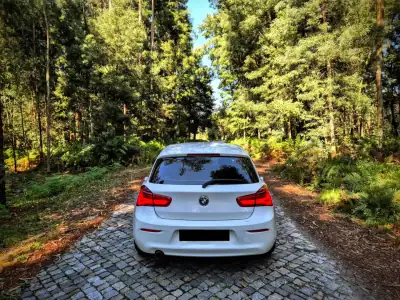 BMW 116 2017 - 12900 EUR, 205000 km - AUTO.MOTO.pt - 205000km - foto 11 de 25