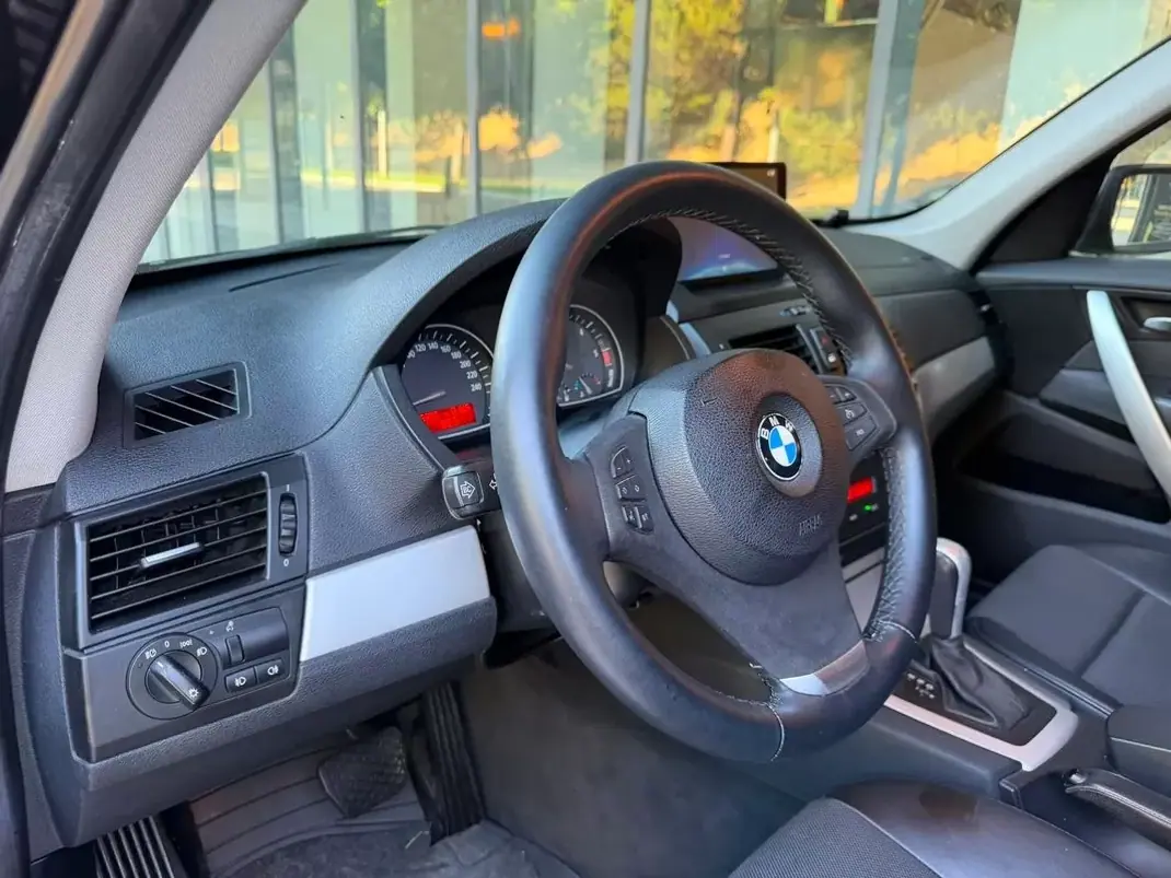 BMW X3 2007 - 10990 EUR, 258350 km - 258350km - foto 17 de 25