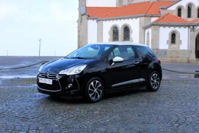 Citroën DS3 2012 - 8990 EUR, 207000 km - AUTO.MOTO.pt - 207000km - foto 6 de 27