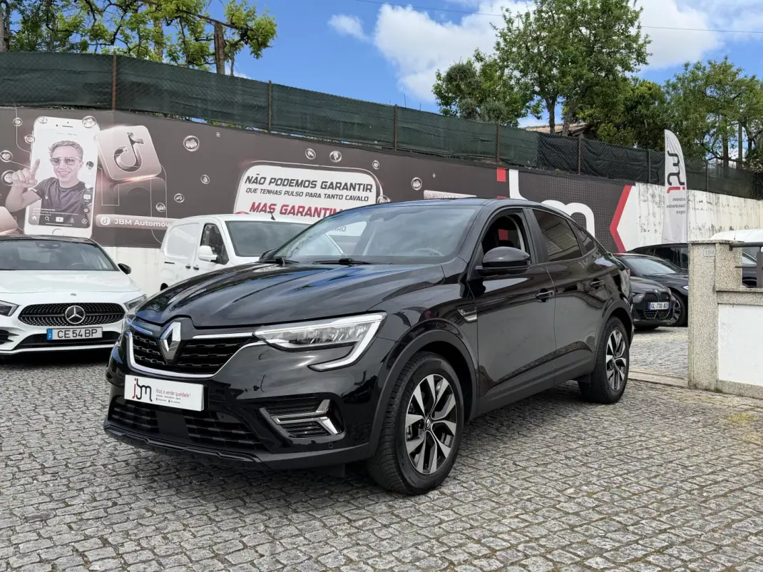 Renault Arkana 2022 - 19990 EUR, 117844 km - AUTO.MOTO.pt - 117844km - foto 1 de 13