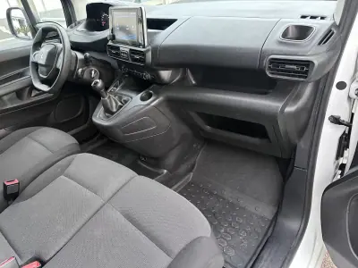 Peugeot Partner 1.5HDI 3lugares 2021 - 11900 EUR, 160000 km - AUTO.MOTO.pt - 160000km - foto 43 de 47