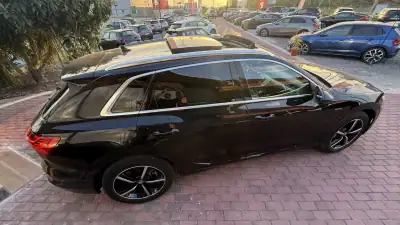 Audi e-tron 2019 - 27990 EUR, 99000 km - AUTO.MOTO.pt - 99000km - foto 7 de 33