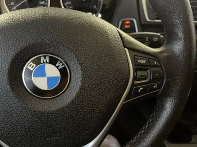 BMW 116 2015 - 12450 EUR, 215000 km - AUTO.MOTO.pt - 215000km - foto 19 de 29