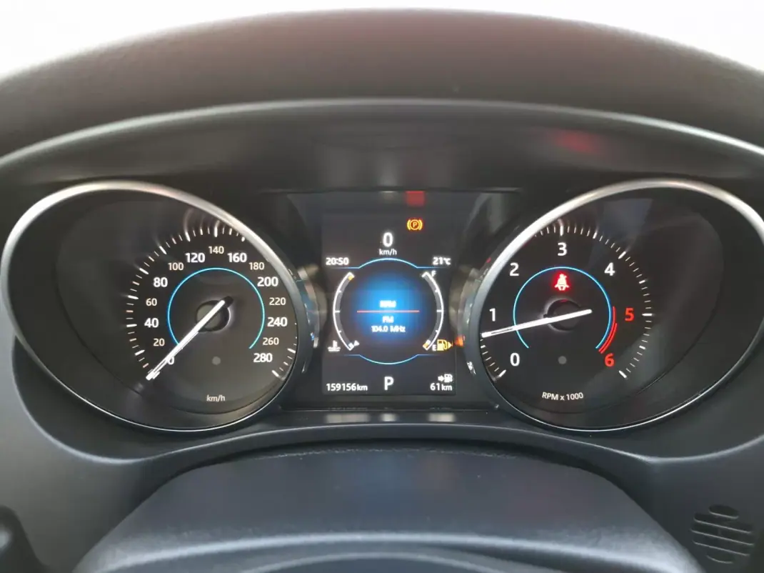 Jaguar XE 2016 - 16990 EUR, 159156 km - 159156km - foto 11 de 16