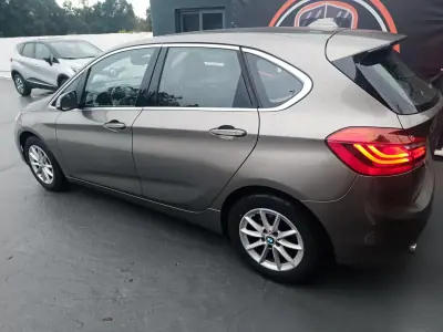 BMW 218 Active Tourer 2014 - 13990 EUR, 150275 km - AUTO.MOTO.pt - 150275km - foto 8 de 39