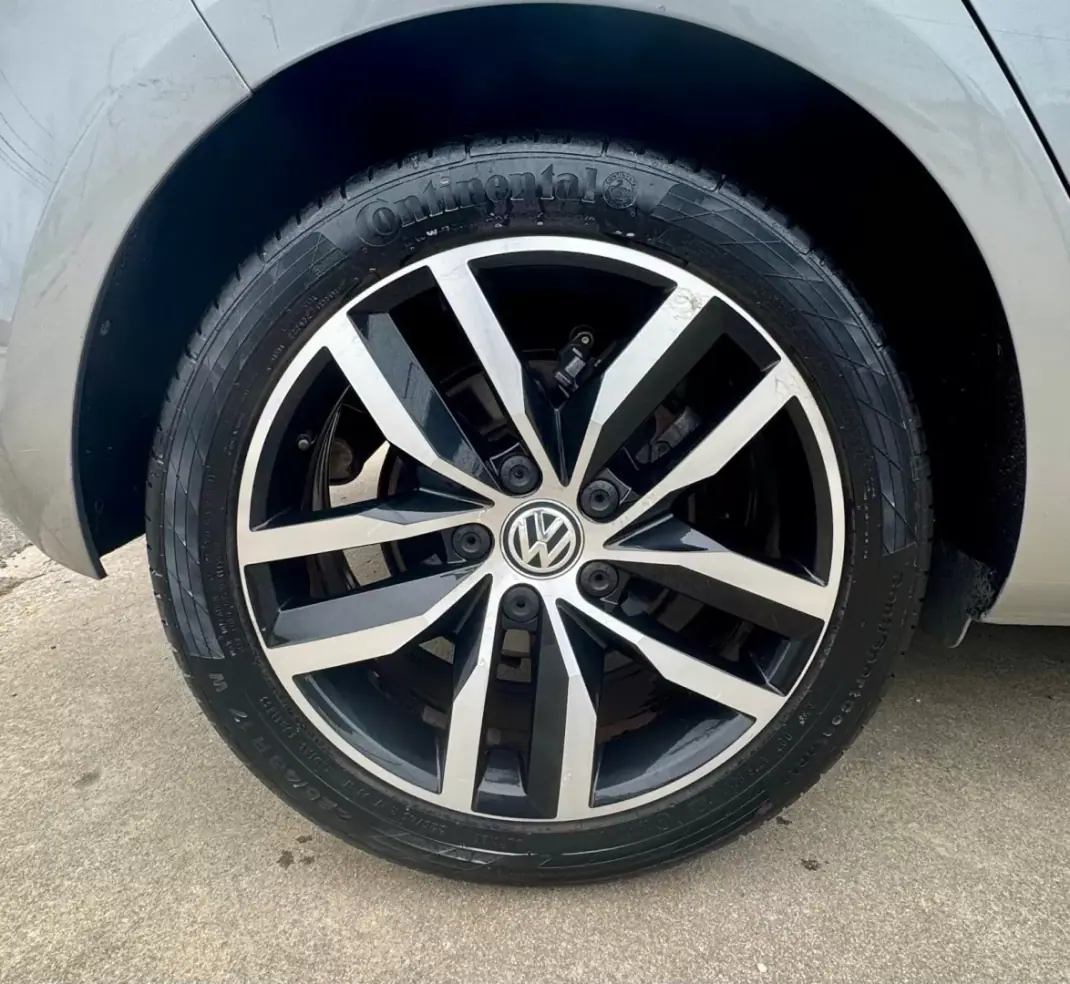 Volkswagen Golf 2016 - 18900 EUR, 98000 km - AUTO.MOTO.pt - 98000km - foto 11 de 27