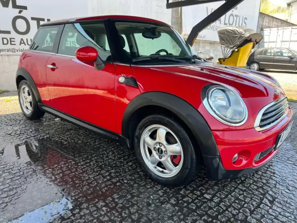 MINI One 2008 - 5500 EUR, 174000 km - AUTO.MOTO.pt - 174000km - foto 10 de 13